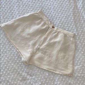 Amuse Society Cream Shorts